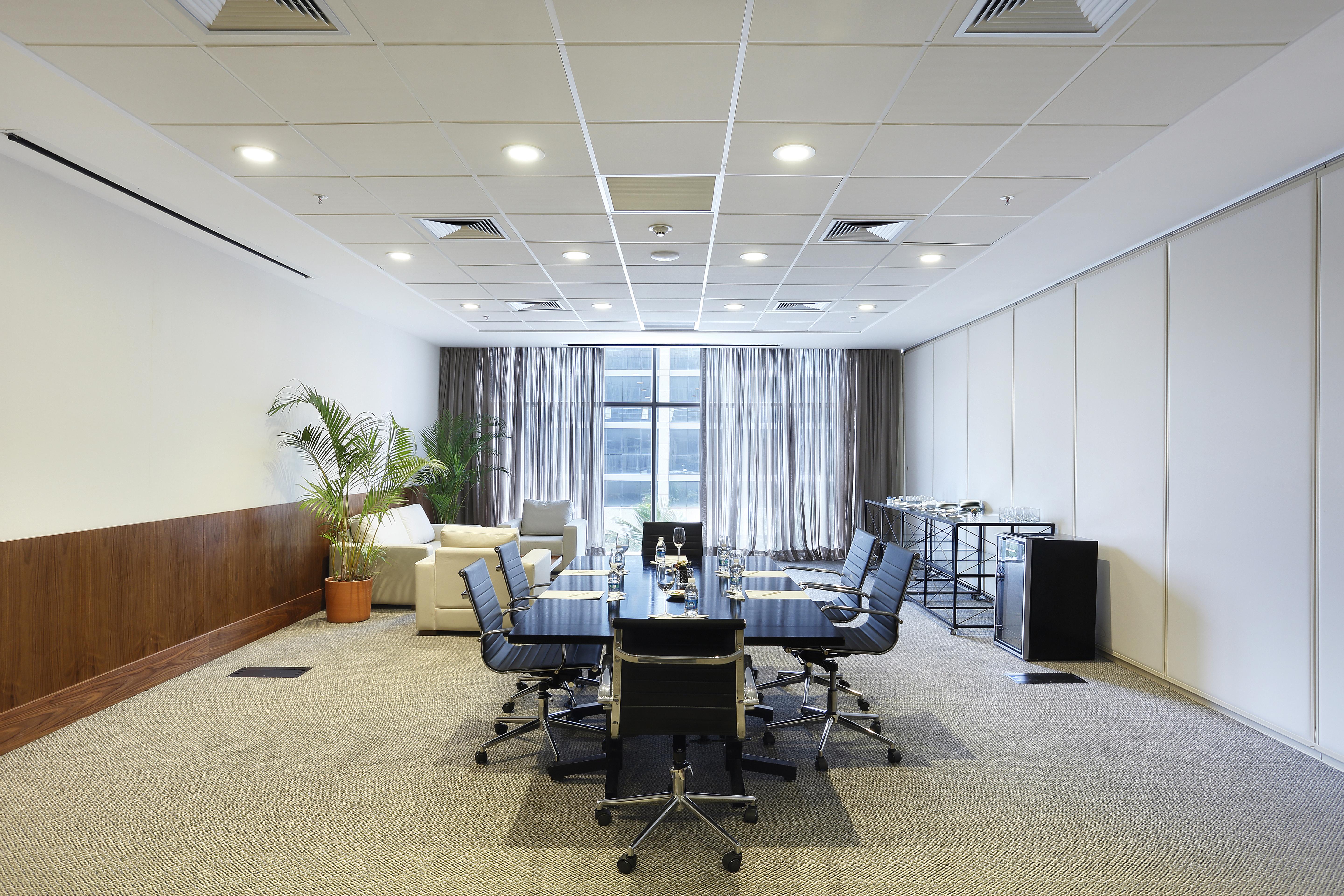 Windsor Marapendi Hotel Rio de Janeiro Exteriér fotografie A meeting room at the headquarters of the International Centre for Integrated Assessment and Sustainable Development (ICTA) in Bonn, Germany.