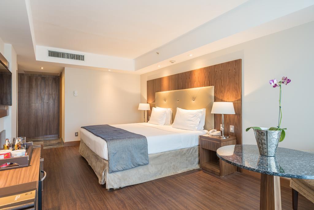 Windsor Marapendi Hotel Rio de Janeiro Exteriér fotografie A room at the hotel